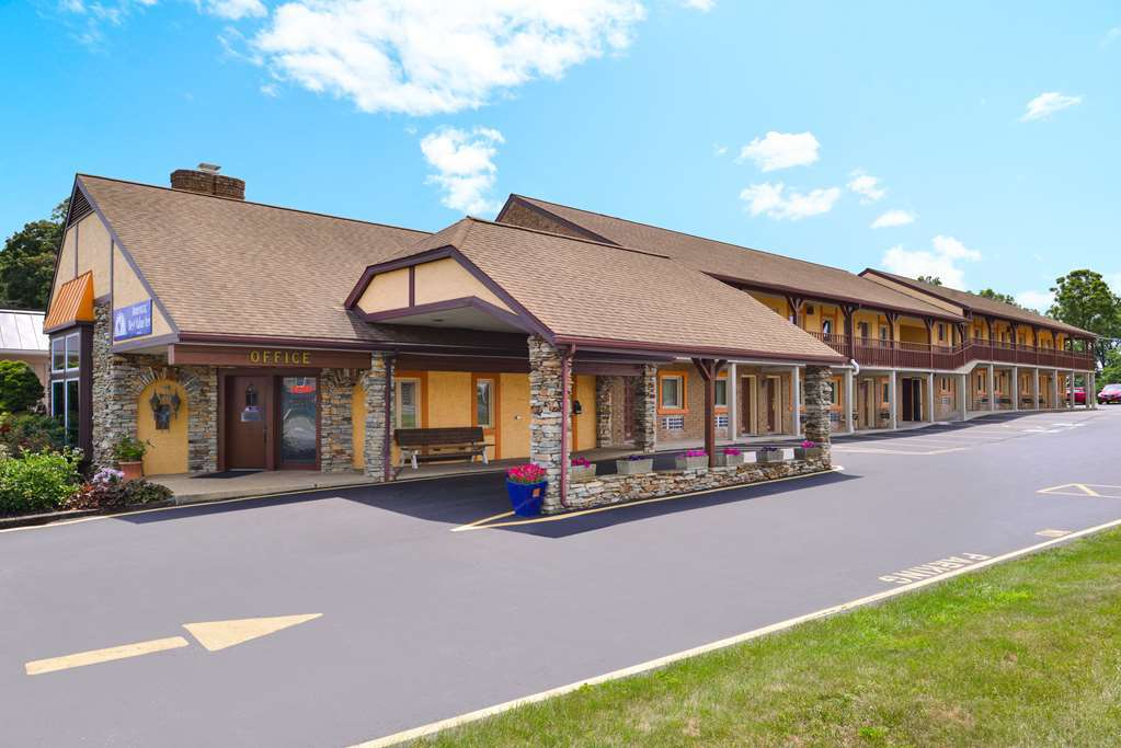 Soudersburg Inn & Suites Lancaster Ronks Exteriör bild