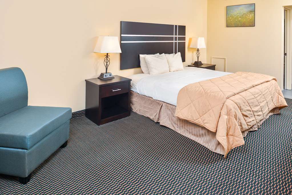 Soudersburg Inn & Suites Lancaster Ronks Rum bild