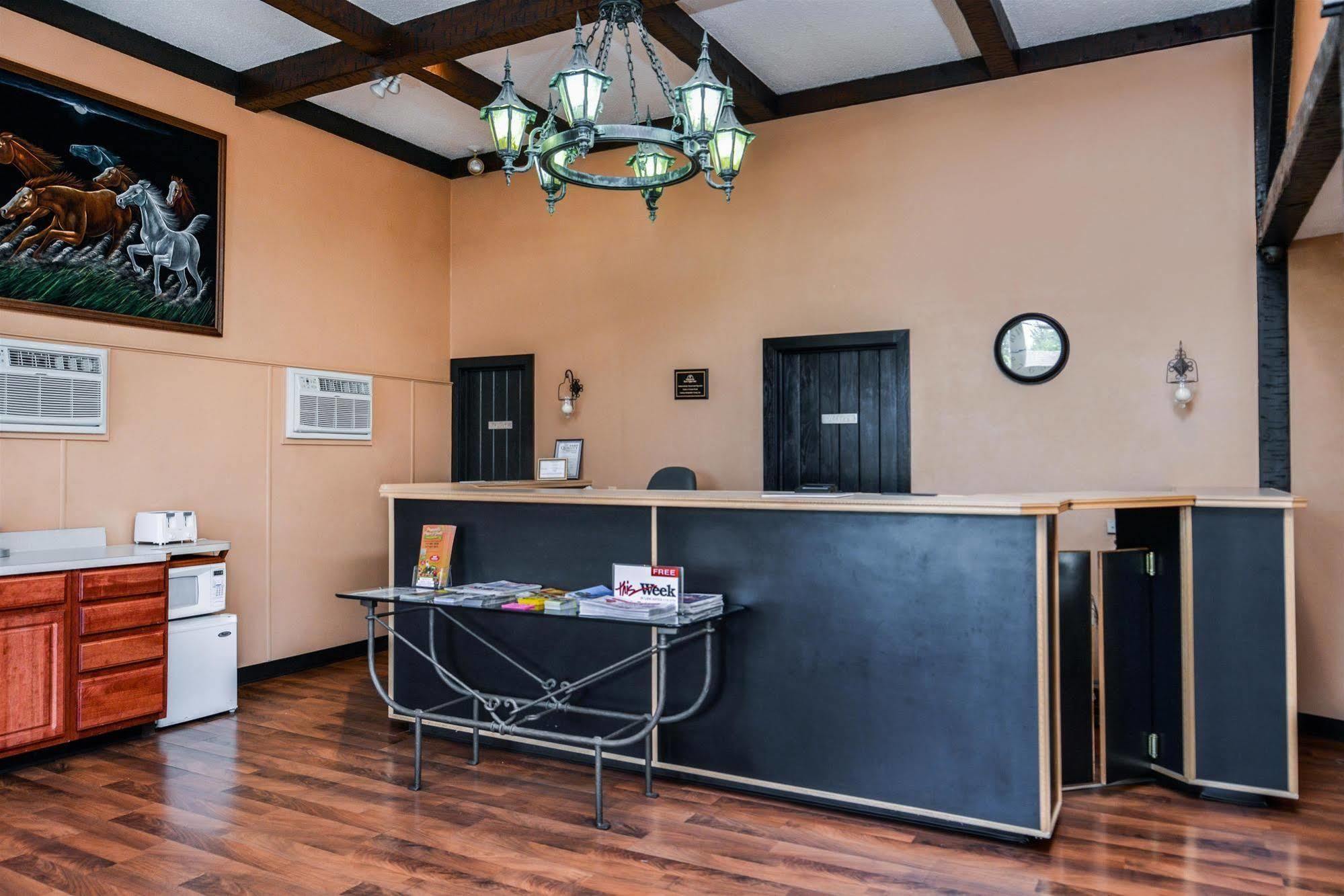 Soudersburg Inn & Suites Lancaster Ronks Exteriör bild