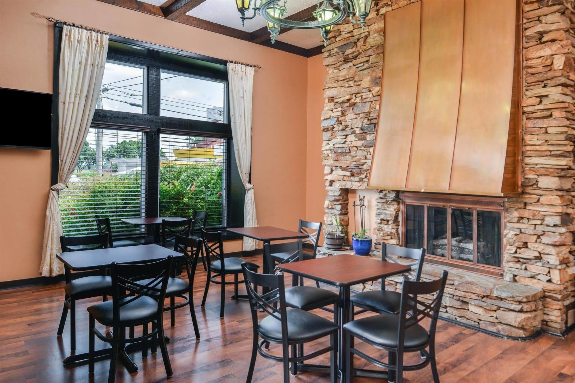 Soudersburg Inn & Suites Lancaster Ronks Exteriör bild