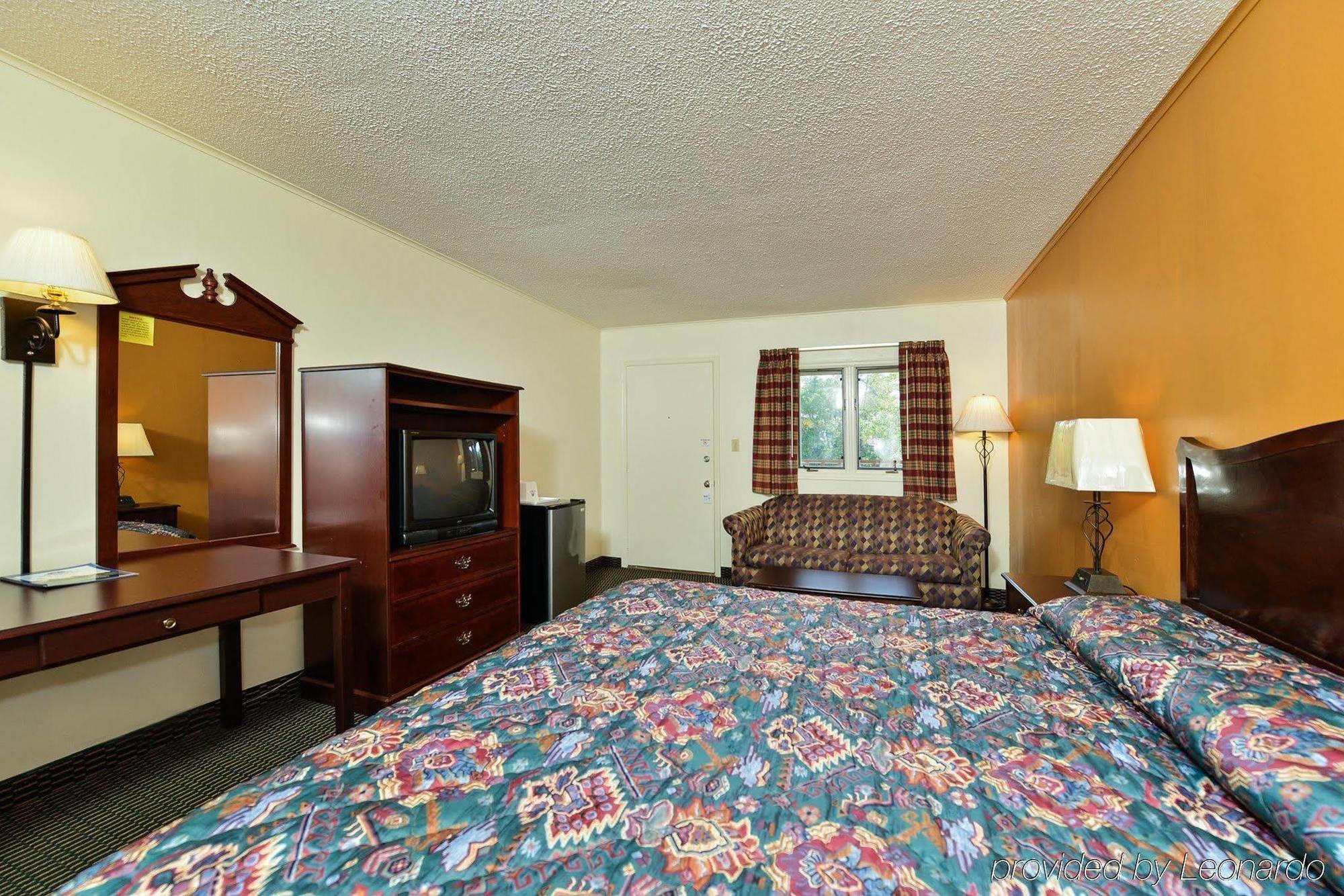 Soudersburg Inn & Suites Lancaster Ronks Exteriör bild