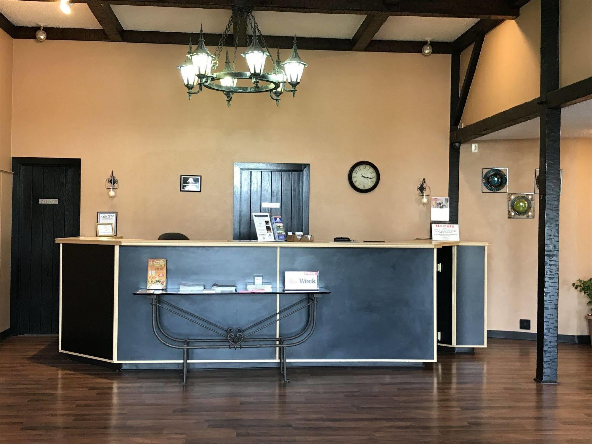 Soudersburg Inn & Suites Lancaster Ronks Exteriör bild